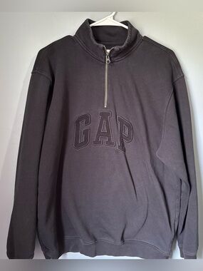 Gap Black Half Zip Size large